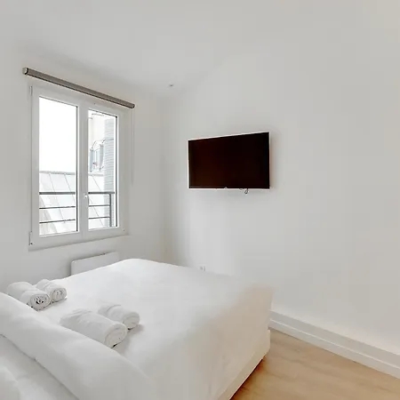 & Lumineux * Parigi